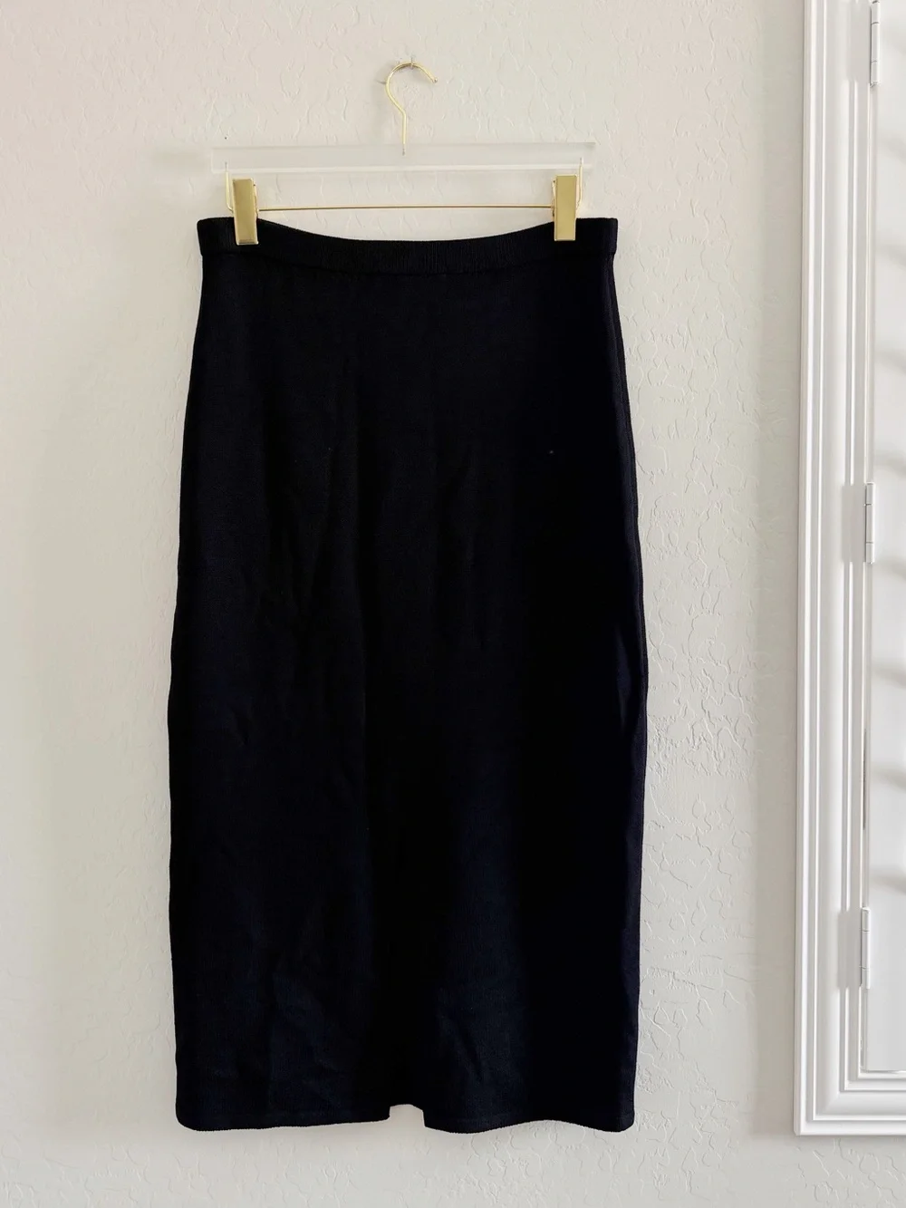 St. John Basics Black Santana Knit Long Pull-On Skirt with Back Slit Size 6